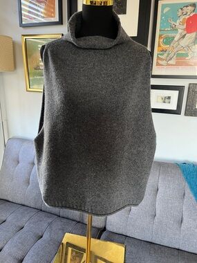 Gentle Herd Gray Cashmere  Sleeveless Turtleneck Sweater size L